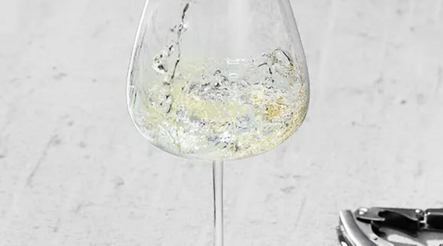 How Can Wine Be ‘Floral’? We Explain