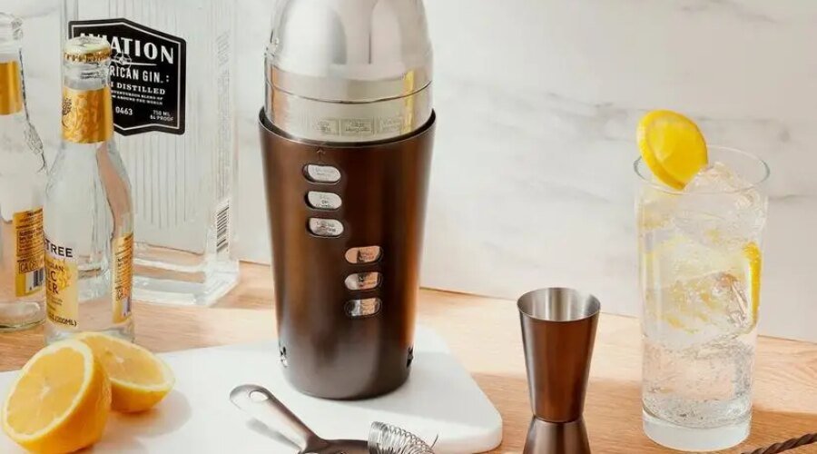 What’s on the Drinks Menu for 2026? Happy Hour, Hyper Luxury, and Dirty Martini Madness