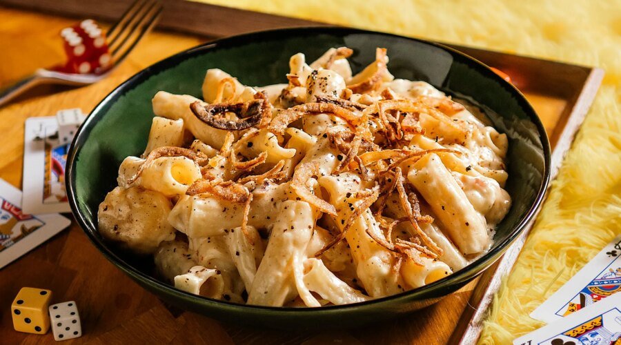 Älplermagronen: Alpine Mac and Cheese Recipe