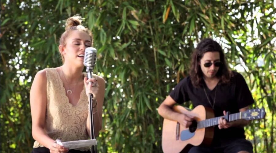 Miley Cyrus – The Backyard Sessions – “Lilac Wine”