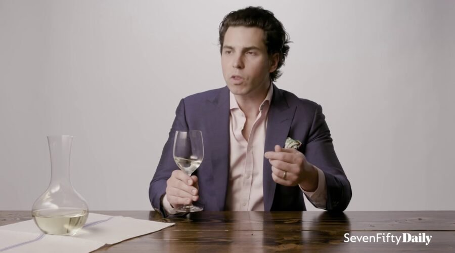 SevenFifty Daily Supertasters – Thomas Pastuszak Blind Tastes a White Wine