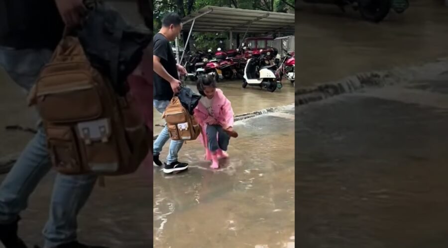 Nhờ bình rượu mơ bố không ướt giày